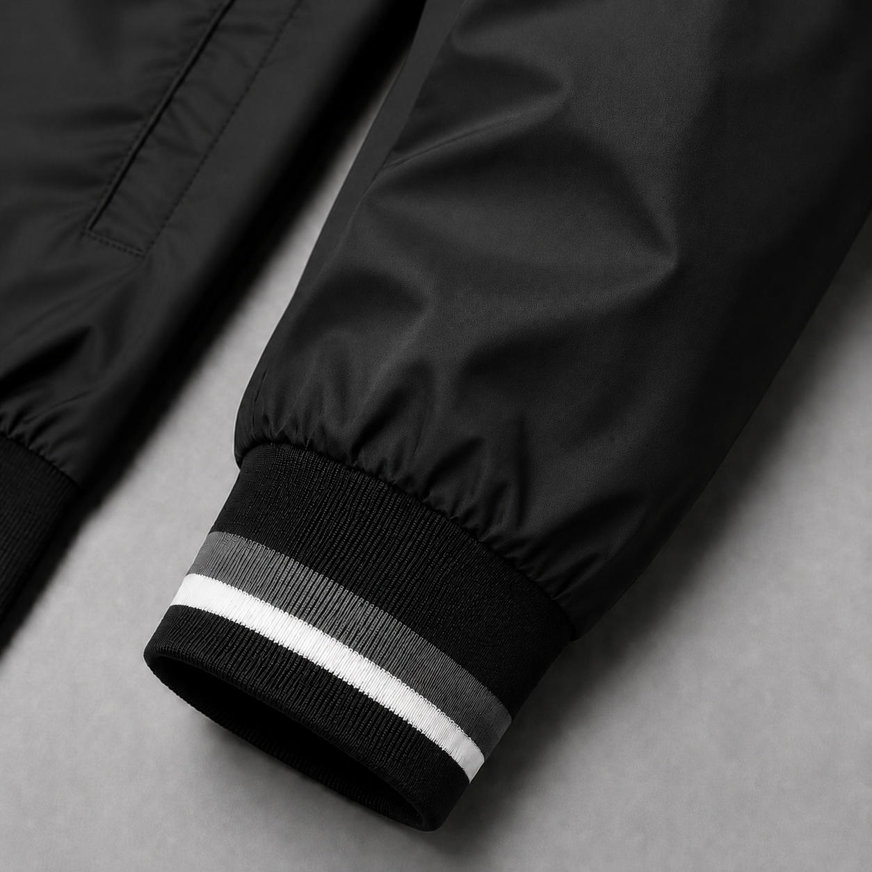 Men’s Classic Streetwear Bomber Jacket